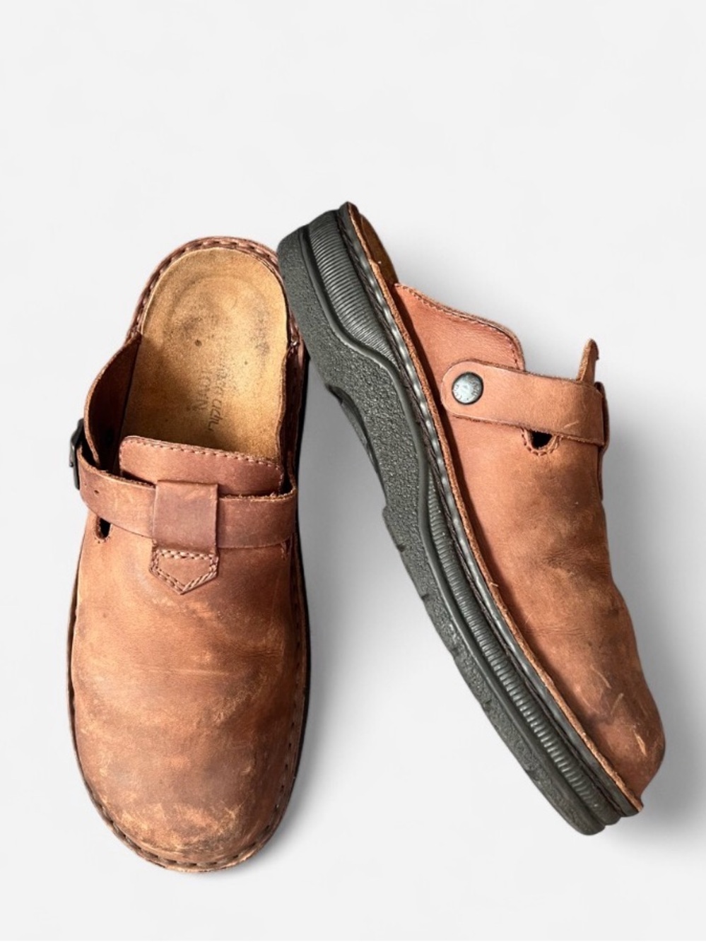 Naot Fiord Clogs Mens EU 45 US 12 Crazy Horse Leather Slip On Mule Buckle Strap - Picture 1 of 16